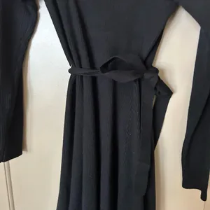 Knit sweater dress with tie thumbnail 5