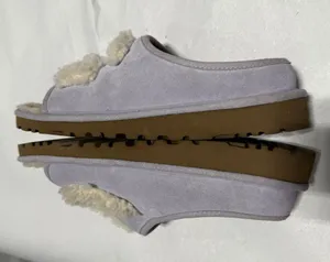 UGG Shearling SLIDE Sz 6 Lilac thumbnail 1