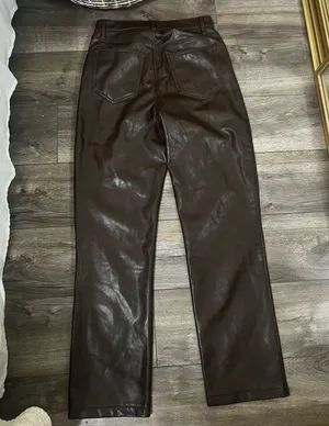 Abercrombie & Fitch Vegan Leather 90s Straight Pant size 8 thumbnail 3