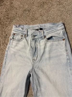 American Eagle Outfitters Light Wash High-Rise Baggy Straight Jeans 4 thumbnail 2