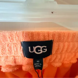 UGG Amiah Drawstring Shorts in a vibrant orange, NWT Sz XS. thumbnail 5