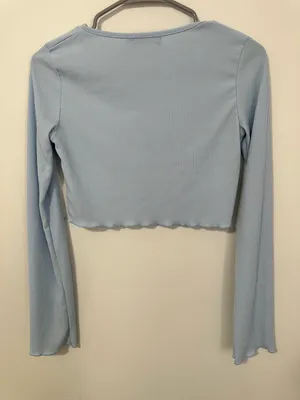 Pretty Little Thing Cropped Long Sleeve Top thumbnail 4