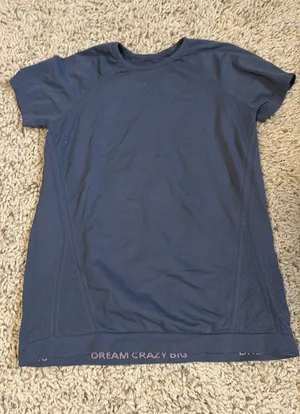 Athleta top  thumbnail 1