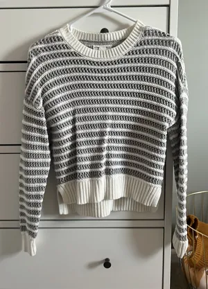 Aeropostale Sweater Knit Grey XS Long Sleeve thumbnail 1