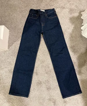 Abercrombie High-Rise Relaxed 90s Jeans thumbnail 5