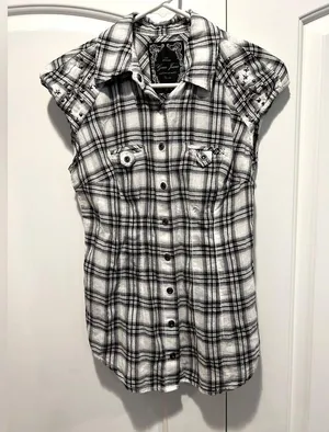 Guess Short Sleeve Snap Button Down Plaid Shirt thumbnail 1