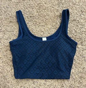 Lululemon Tank thumbnail 1