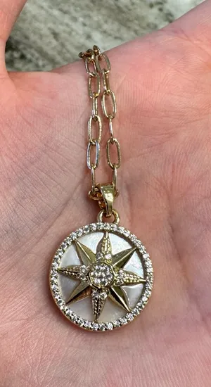 Star Necklace Gold thumbnail 1