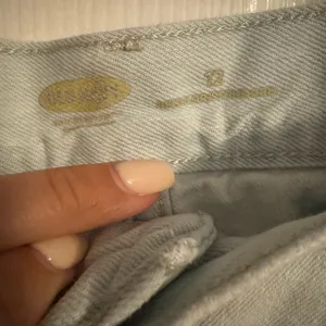 Old Navy Jean Shorts thumbnail 3