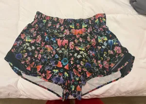 Lululemon Speed Shorts 2.5" thumbnail 1