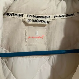 FP MOVEMENT Off The Bleachers Coaches Jacket M Layering Lightweight Boho Cream thumbnail 6