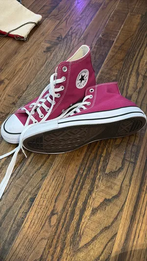 Converse High-Top Chuck Taylor thumbnail 3