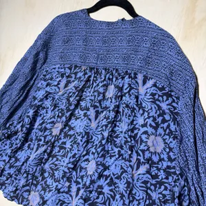 Free People Boho Floral Peasant Crop Top Women's M Blue Balloon Sleeve Blouse thumbnail 7