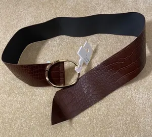 Women’s Barkwood Brown Wide Belt with Gold Buckle S NWT thumbnail 1