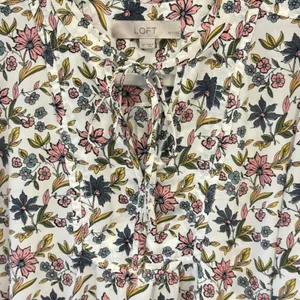 LOFT Petites Floral Split Neck Tie Blouse White Pink Blue Long Sleeve SP thumbnail 5