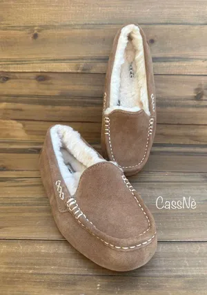 UGG Women’s Ansley Slipper Sz 6 thumbnail 1