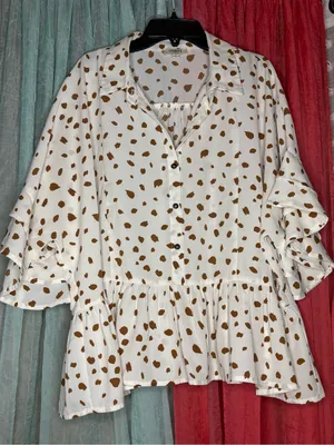 Umgee White Peplum Blouse with Brown Spot Print thumbnail 1