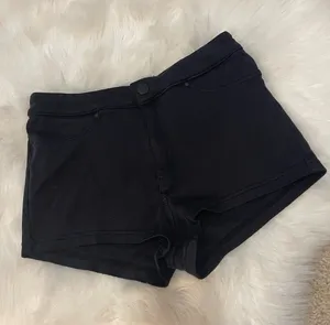 H&M Black cotton shorts size small #102 thumbnail 1
