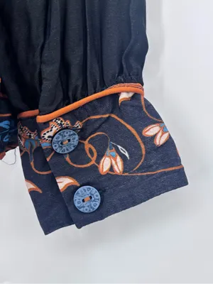 FARM Rio Navy Floral Button-Front Blouse with Blue & Cream Accents thumbnail 3