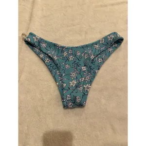 Zaful bikini Size 6 White/Teal bathing suit Summer/Bikini thumbnail 2
