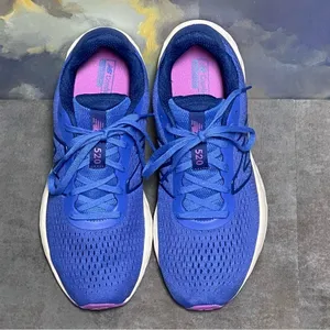 New Balance 520v8 Women's Blue Sneakers Size 9.5B thumbnail 11
