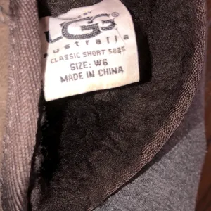 Ugg brown classic shirt boots with genuine sheepskin lining size 6 thumbnail 9