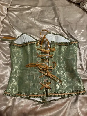 Green Corset Amazon thumbnail 2