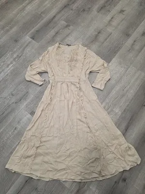 Massimo Dutti Beige Textured Long-Sleeve Midi Dress Ruffle & V-Neckline Size M thumbnail 9