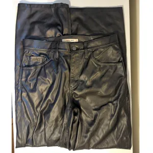 RTR Levi's Black Faux Leather Baggy Straight Pants Size 27 4 Solid black thumbnail 4