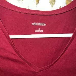 Wild Fable V-Neck Short Sleeve Cropped Tee crop top Tshirt Dark Red Burgundy siz thumbnail 2