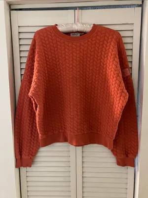 Maloja Quilted Crewneck Sweatshirt in Salmon Red Orange Size Medium thumbnail 1