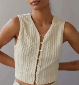 Urban Outfitters Cinzia Textured Buttons Down Sleeveless Beige Top thumbnail 1