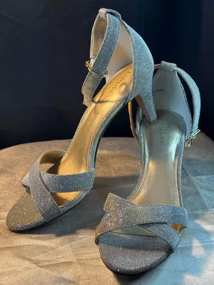 Kelly & Katie Silver Glitter Ankle Strap Heeled Sandals Mid Stiletto Size 8.5 thumbnail 1