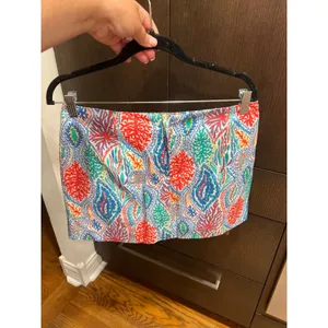 Lilly Pulitzer women's 6 Skort Red Blue Turquoise White Rear Zip Flat‎ Front thumbnail 3