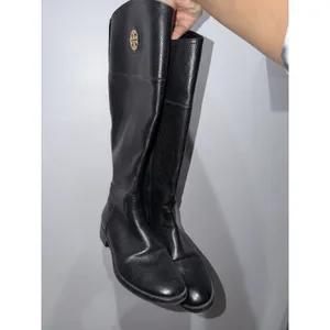 Tory Burch Black Riding Boots Pebbled Leather Sz 7 Gold‎ Detail thumbnail 4