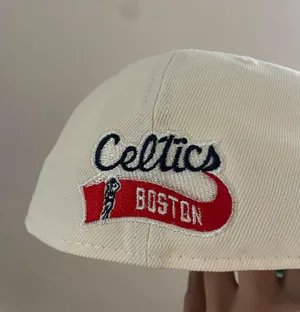 New Era Myfitteds Boston Celtics cascading shamrock size 7 1/8 brand new in store exclusive thumbnail 5