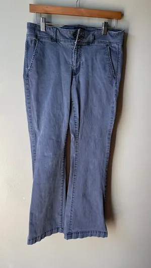 American Eagle Kick Boot Stretch Pants Blue Size 6 Short thumbnail 1