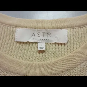 ASTR the label sleeveless sweater cream sz large thumbnail 4