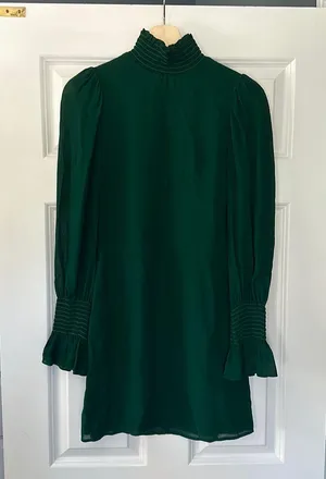 Dress thumbnail 2