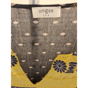 Umgee USA Women’s Boho V-neck size M Blue and Yellow Multicolor Blouse thumbnail 3