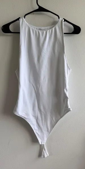 Babaton Aritzia White Racerback High Neck Thong Bodysuit Size M Sleeveless Slim thumbnail 1