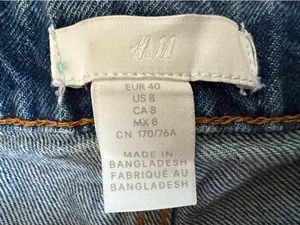 H&M High waisted shorts thumbnail 3