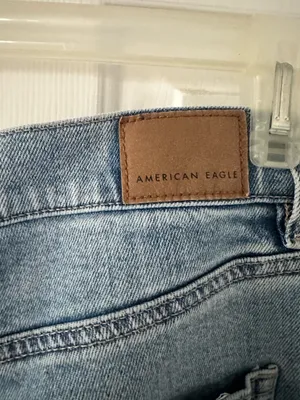 American Eagle 90s Boyfriend Jeans thumbnail 3
