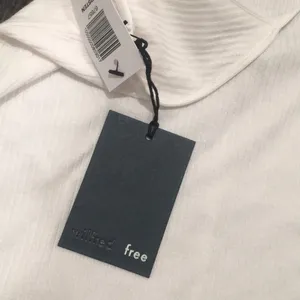 Aritzia NWT Wilfred free Kirsten white v neck tank thumbnail 2