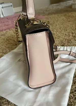 Michael Kors Purses thumbnail 4