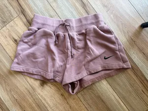 Nike Phoenix Fleece Shorts thumbnail 1