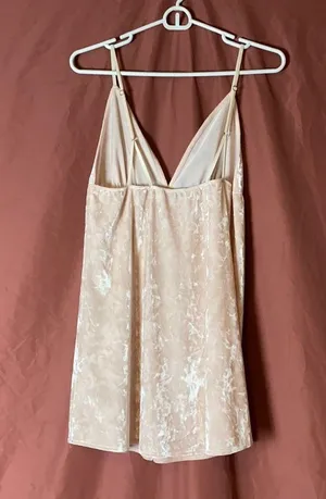 Chealsea28 Baby Pink Velvet Mini Cami Dress thumbnail 3
