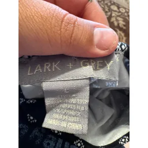 Lark + Grey Black White Geometric Diamond Print V-Neck Keyhole Shift Dress Large thumbnail 3