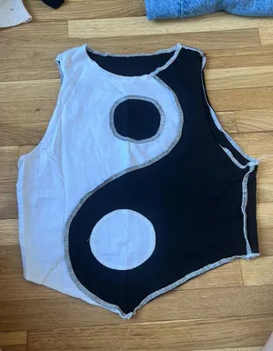 Amazon Ying Yang Top thumbnail 1