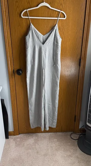 Zara Gray/Slate Spaghetti Strap Deep V-Neck Wide Leg Jumpsuit. Size Medium thumbnail 3